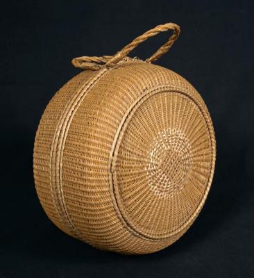 Household, Baskets - Wicker Lady's Bonnet Basket
