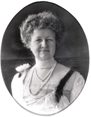 Annie B. Jennings portrait