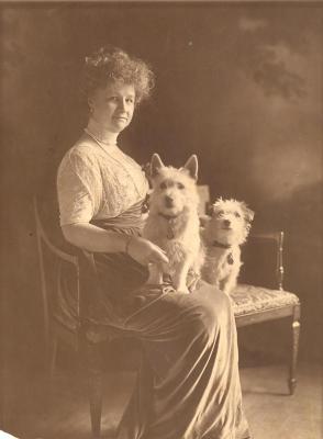 Annie B. Jennings, portrait with dogs