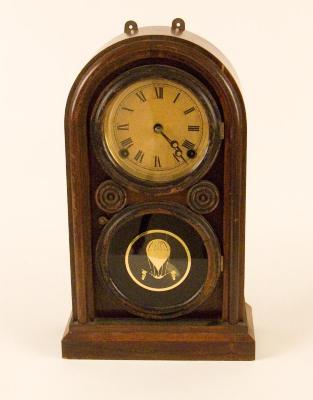 Shelf Clock
